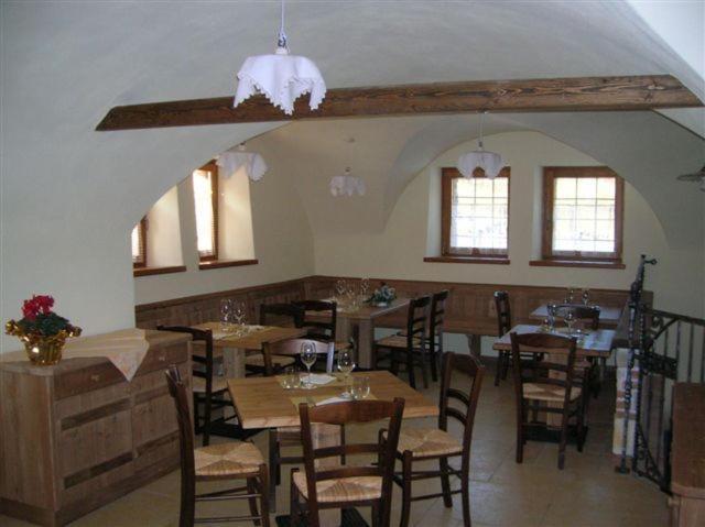 Locanda Borgo Chiese Castel Condino Exterior foto